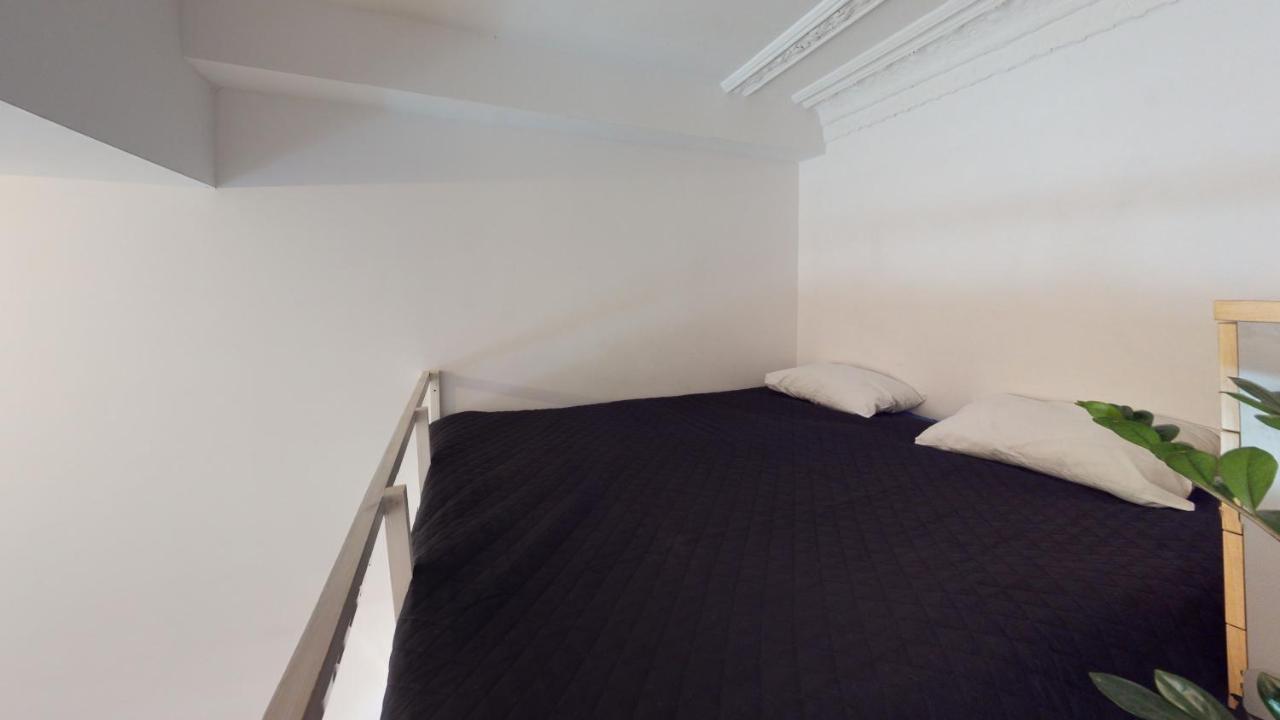 Apartment Komuny Paryskiej 62 Centrum *