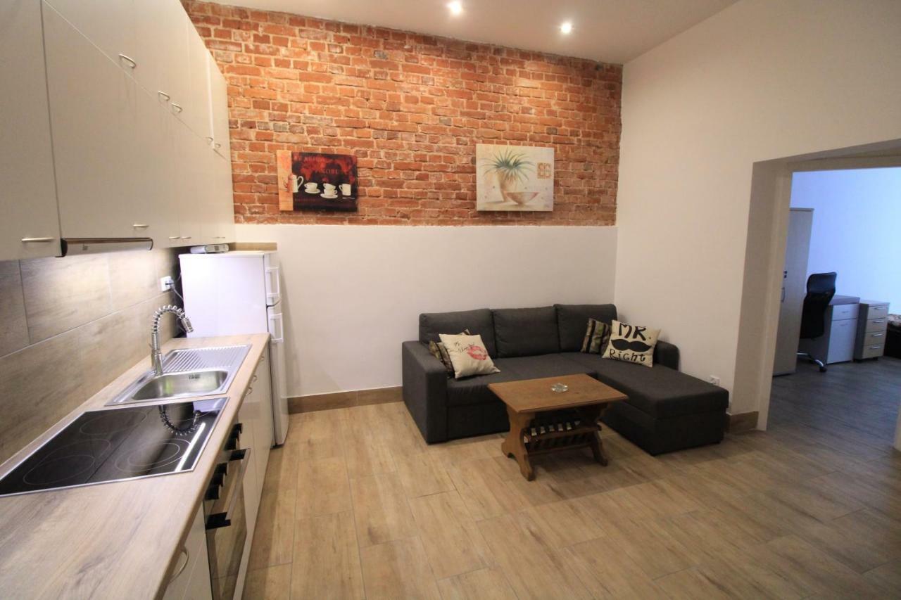 Komuny Paryskiej 62 Apartament *