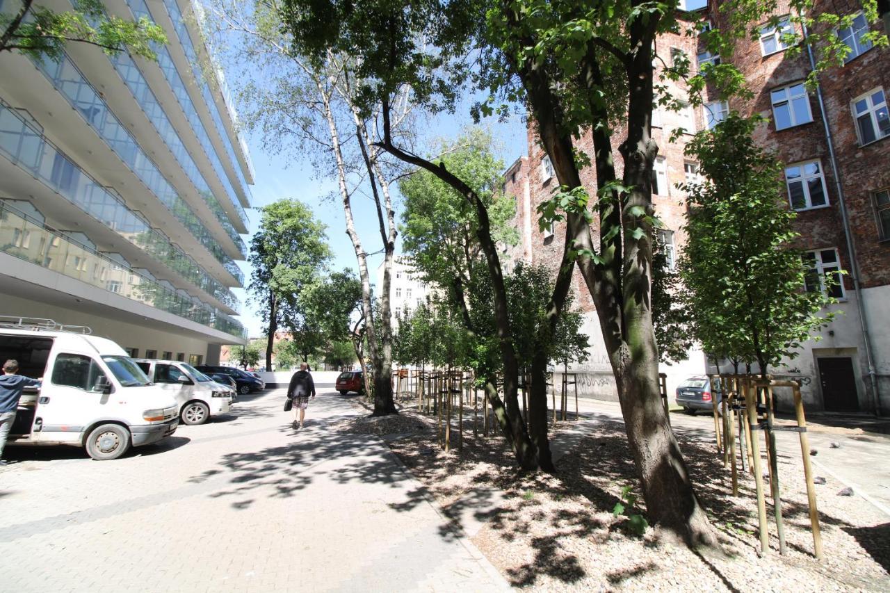 Apartament Komuny Paryskiej 62 Wrocław